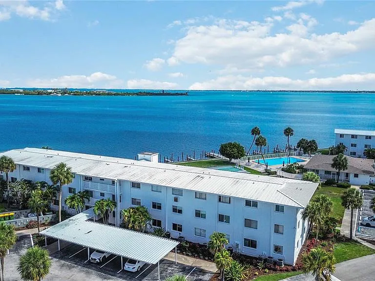765 John Ringling Blvd #5 — Photo 41