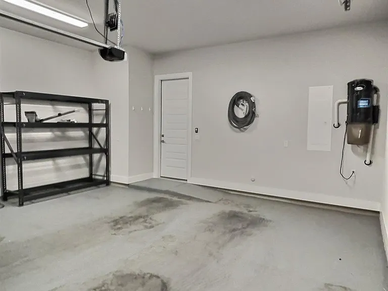 4407 Grotto Dr — Photo 26