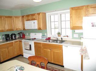 10 Lenox Ave, Norwalk, CT 06854