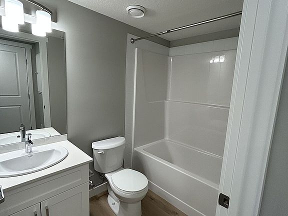 5th image of 1506 Tamarack Blvd NW #219
