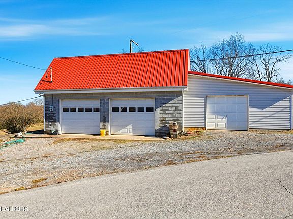 5th image of 374 Depot St