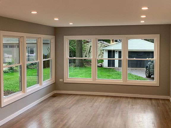 3rd image of 5328 Lawn Ave
