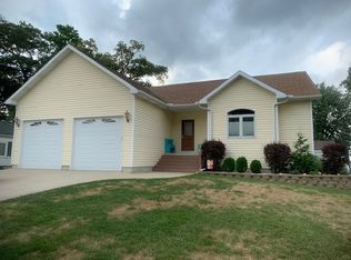 6009 S State Road 10, Knox, IN 46534