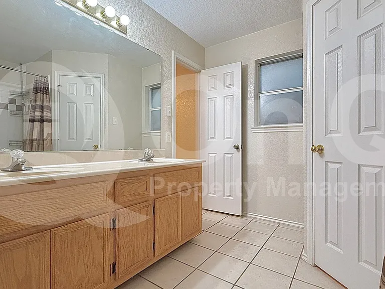 4202 Jake Spoon Dr — Photo 17