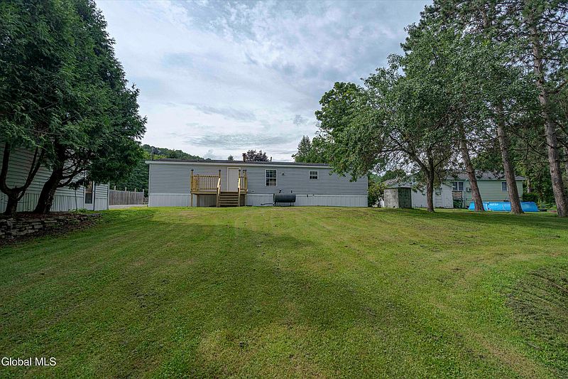 3rd image of 2669 County Rt 17