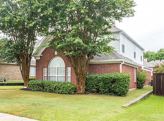 3rd image of 2123 Dover Dr