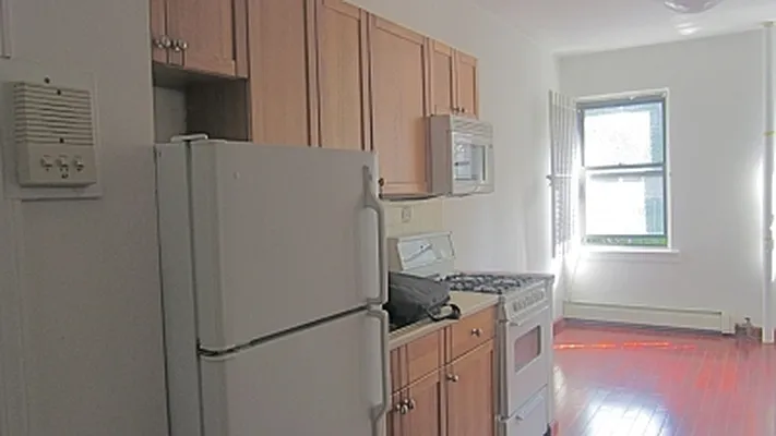 Rented by Citi Habitats | media 9