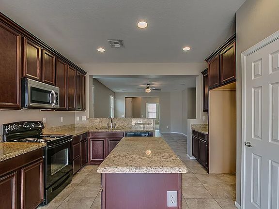 2nd image of 2614 W Gaby Rd