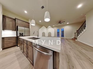 12418 Executive Square Ln, Stafford, TX 77477