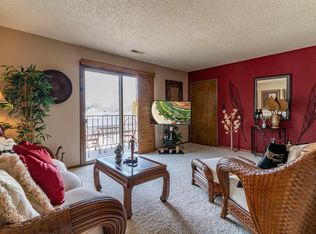 809 3rd St, Reinbeck, IA 50669