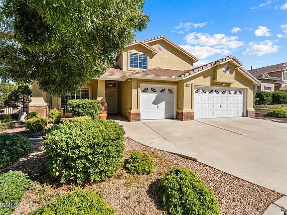 3rd image of 40824 Cobblestone Ct