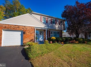 713 Warwick Rd, Fairless Hills, PA 19030