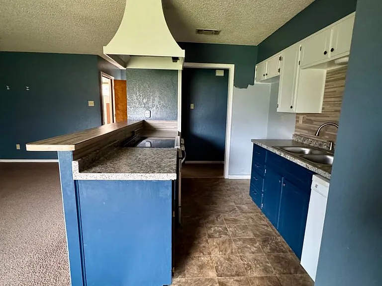 1803 Stardust St — Photo 11
