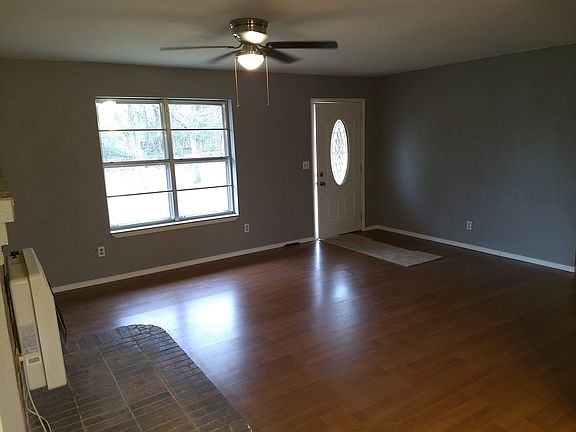 2nd image of 609 NE 7th St