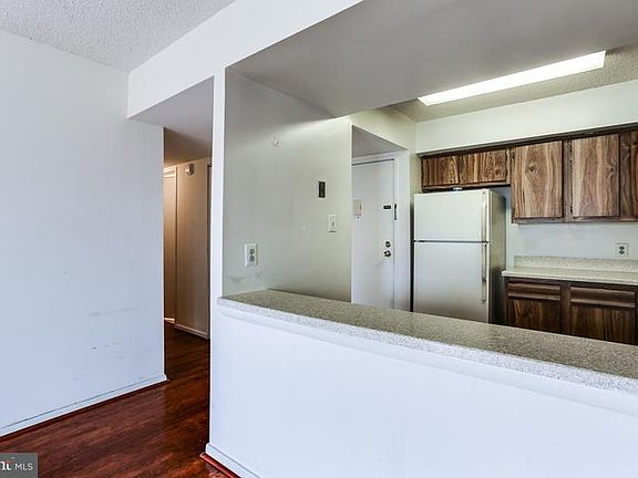 3rd image of 2921 N Leisure World Blvd #1-321