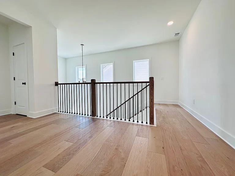 1225 Westshore Dr — Photo 31