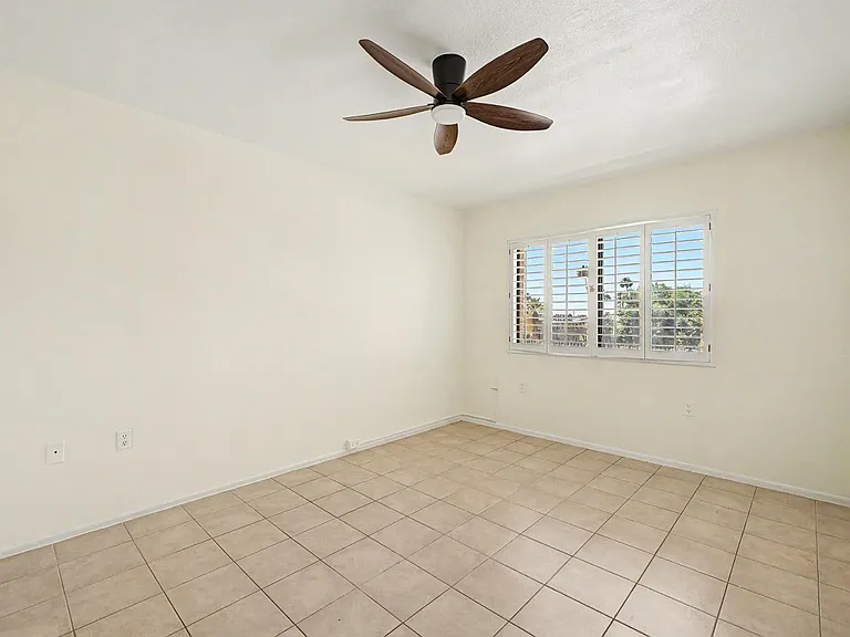 3033 E Devonshire Ave #3031 — Photo 10
