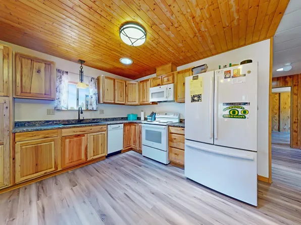 65435 78th St, Bend, OR 97703