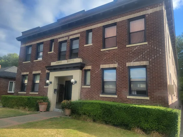 1003 N 1st St #204, Renton, WA 98057