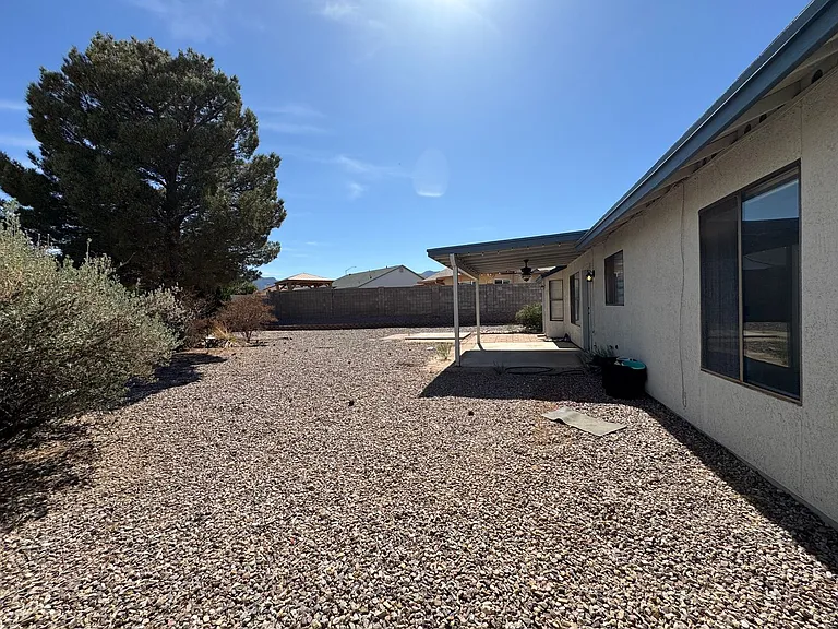 2660 Ridge Crest St — Photo 24