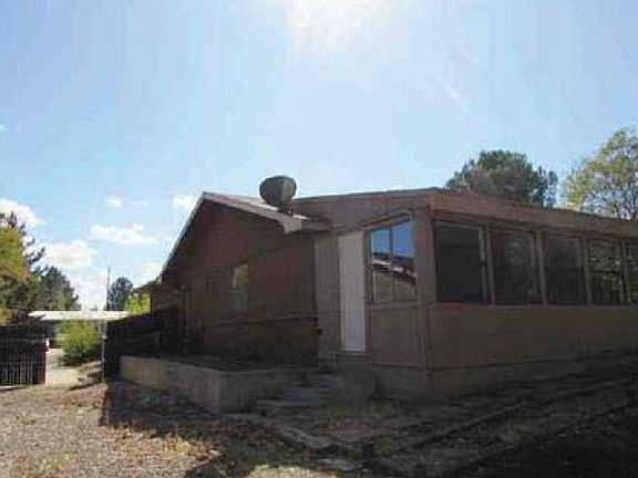3rd image of 5606 Holmes Dr
