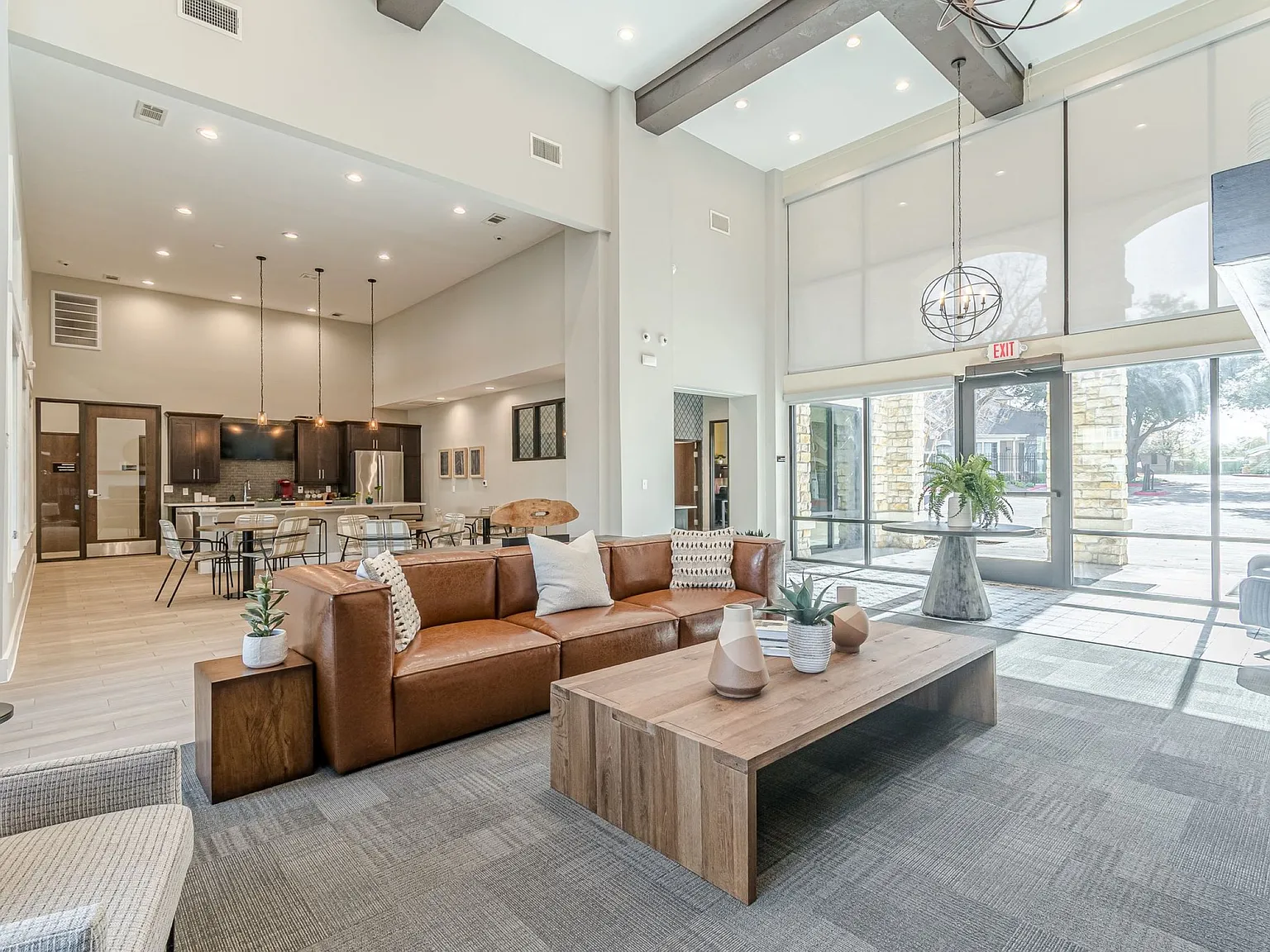 Woodway Village — Photo 1