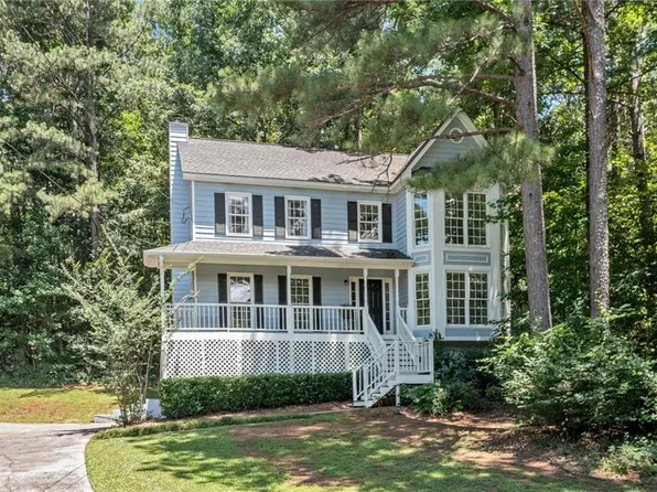 3 Maplelake Dr, Acworth, GA 30101