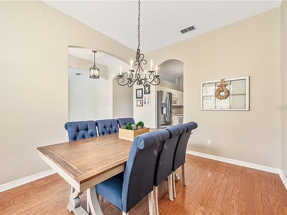 5th image of 2343 Hedgegate Ct