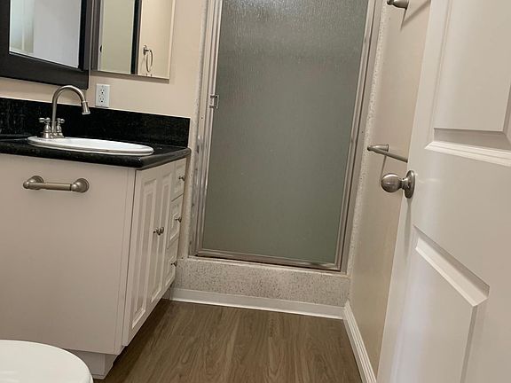 5th image of 11 S Termino Ave APT 213