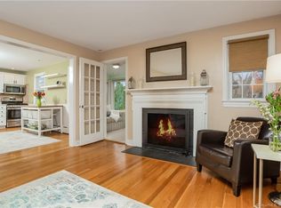 8 Rosedale St, Fairfield, CT 06824