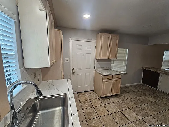 235 Sunnyland Dr #237 — Photo 4
