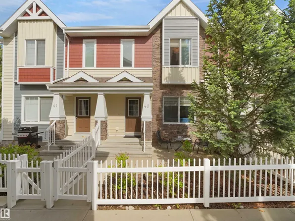 2003 Rabbit Hill Rd NW #40, Edmonton, AB T6R 0R7