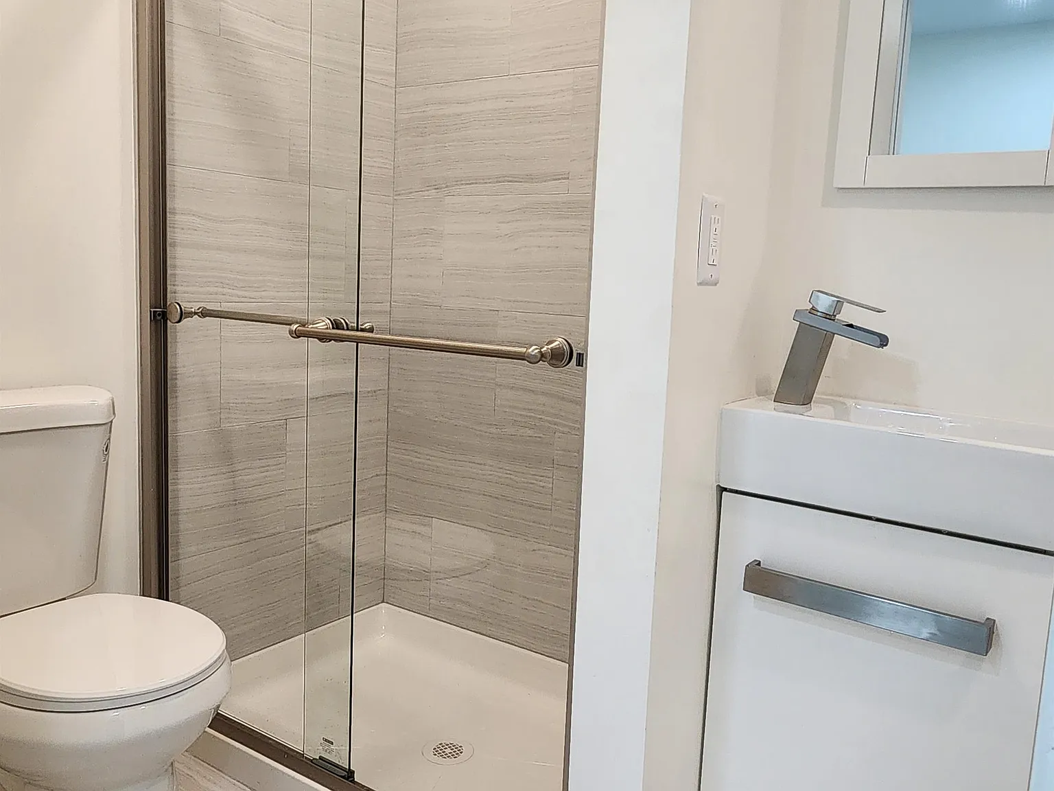 6109 Jackson St — Photo 4