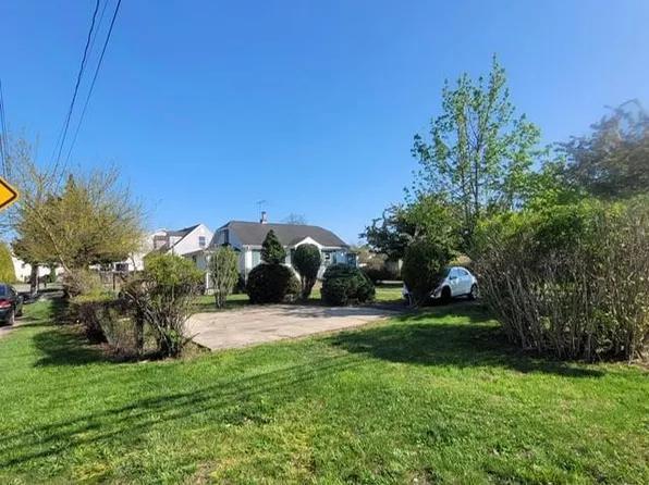 (undisclosed Address), Amityville, NY 11701