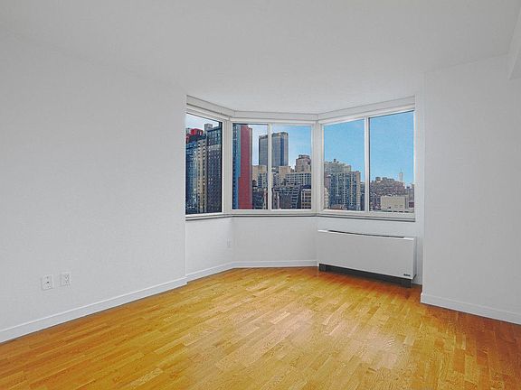 3rd image of 420 W 42nd St APT 12B