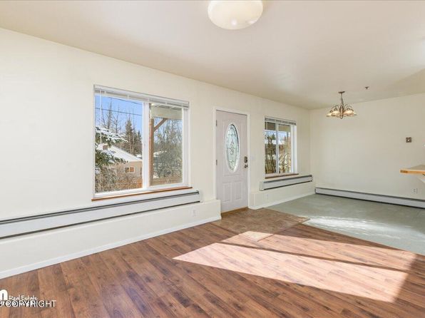 634 E 73rd Ave APT C