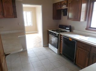 456 Lakewood Blvd, Park Forest, IL 60466