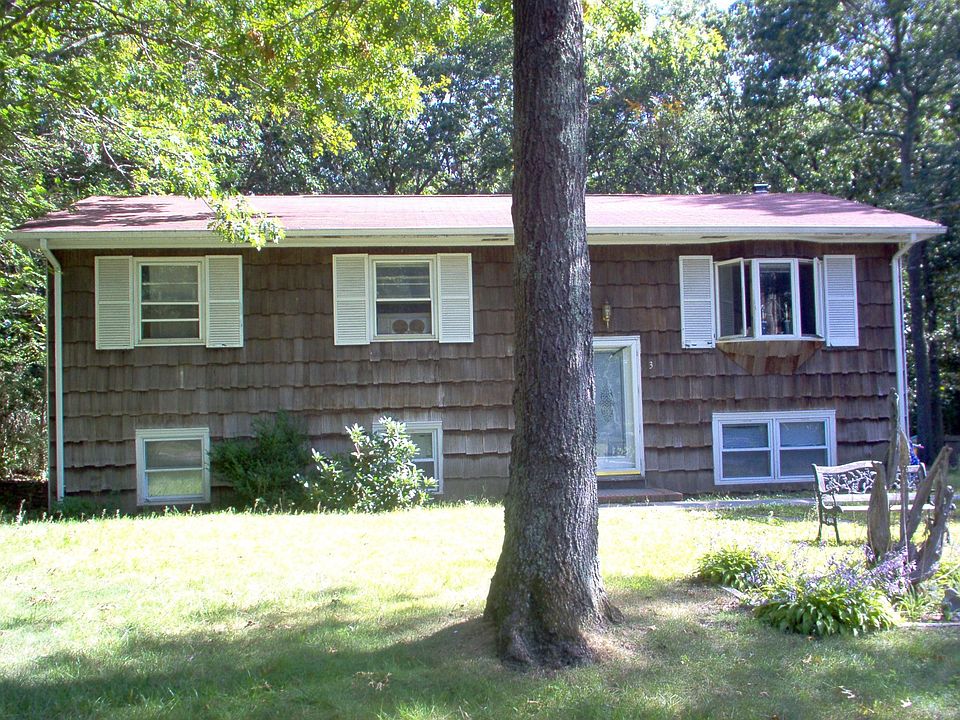 1st image of 32 Oakland Dr S