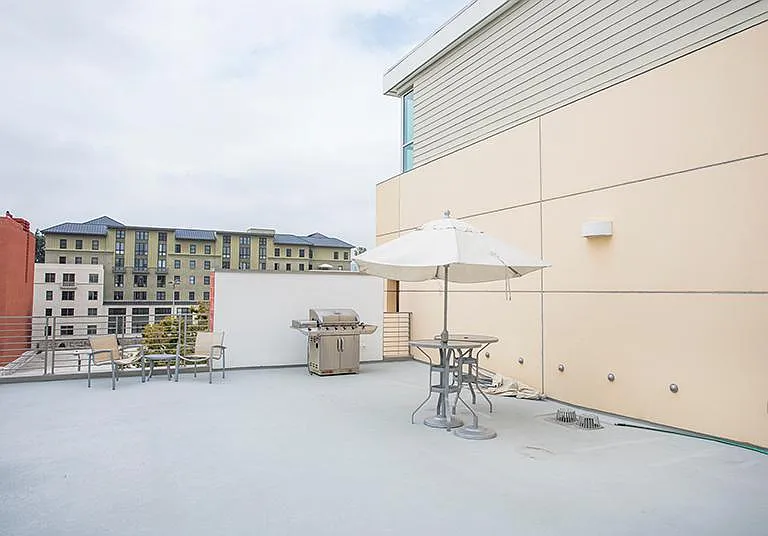 238 S Arroyo Pkwy #312 — Photo 11
