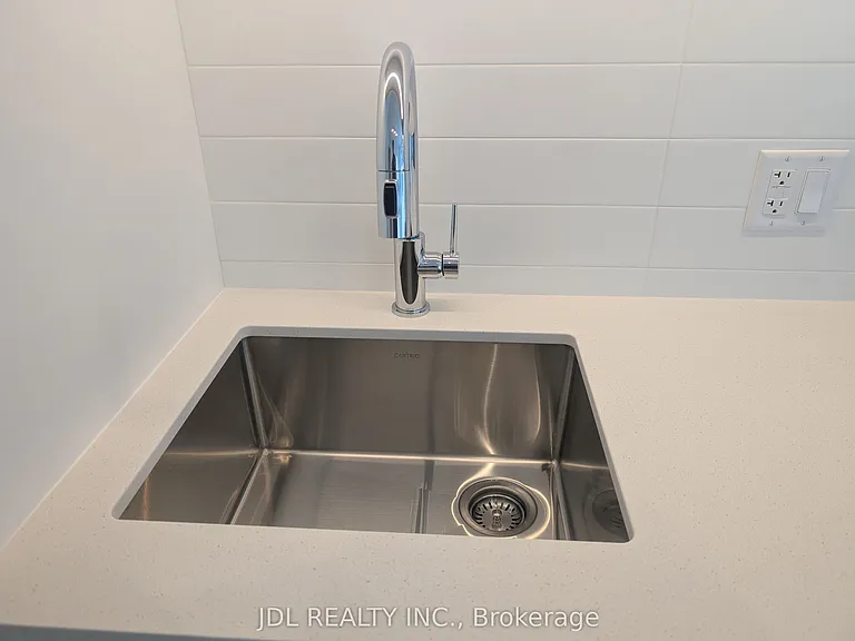89 Church St #3809 — Photo 11