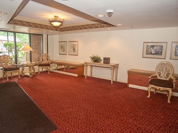 3rd image of 1 Bloomingdale Pl APT 314