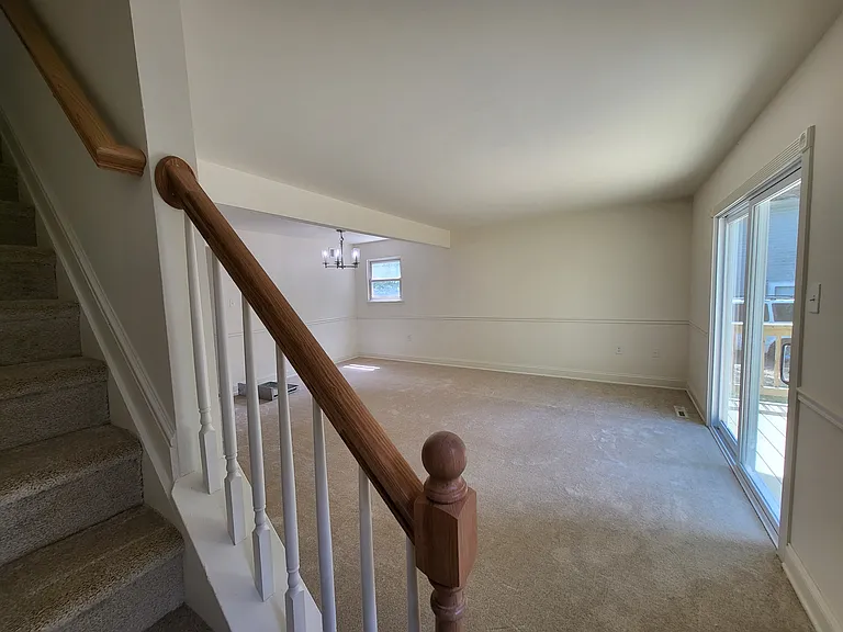 408 Laburnum Rd — Photo 16