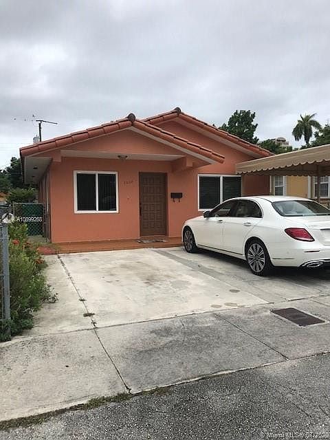1st image of 3622 SW 25th Ter #3622