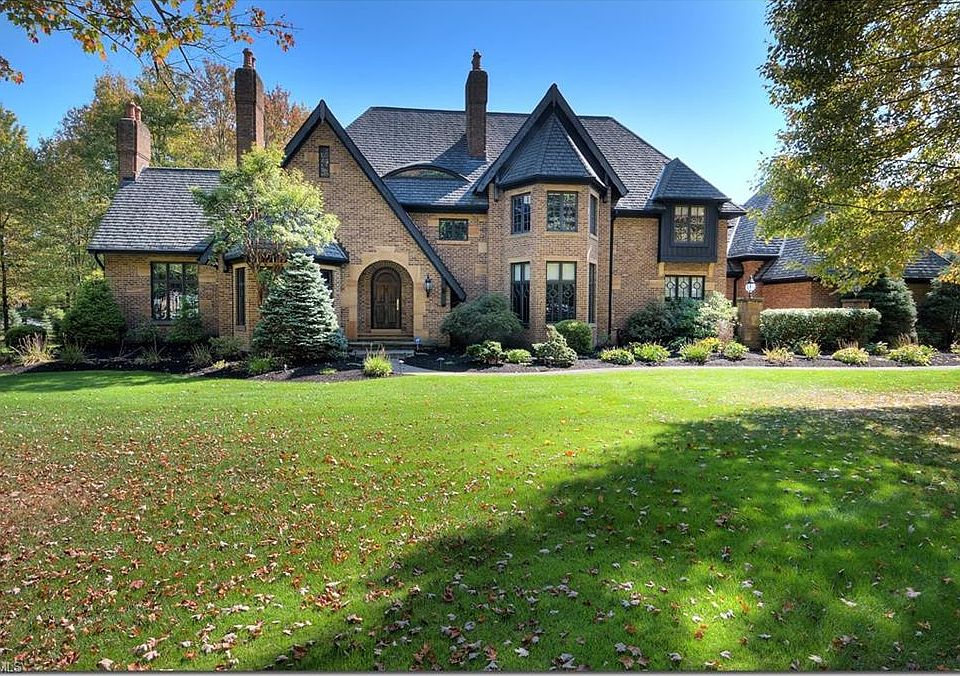 1st image of 459 Rockwood Cir