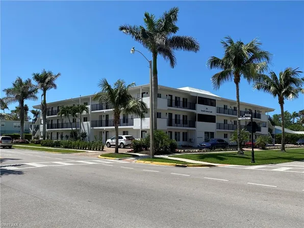 250 7th AVE S #303, NAPLES, FL 34102