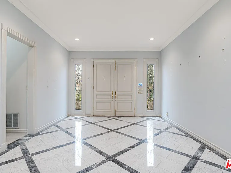 604 N Linden Dr — Photo 9