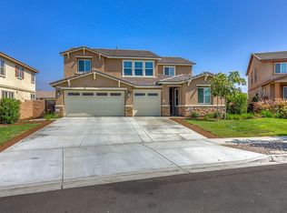 16276 Carmine St, Fontana, CA 92336