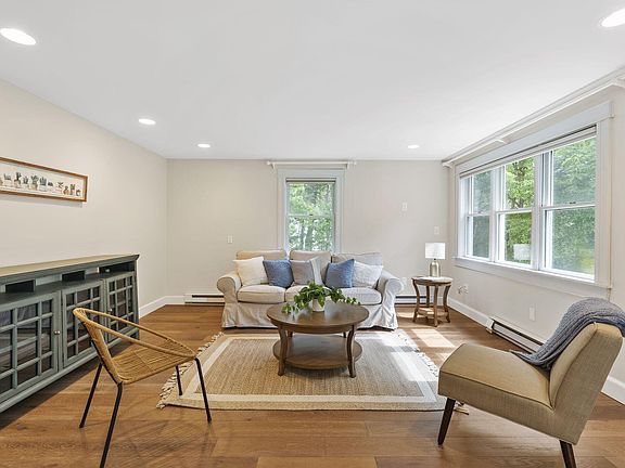 5th image of 38 Cranbrook Drive