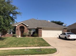 701 Dover Park Trl, Mansfield, TX 76063