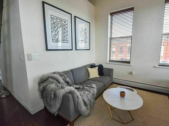 3rd image of 845 Manhattan Ave #4L